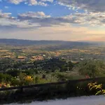 Charming Family Retreat In Umbria Apartmán
